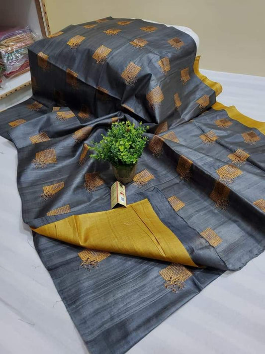 Pure Tussar Silk Saree With Beautiful Embroidery Work TSE22